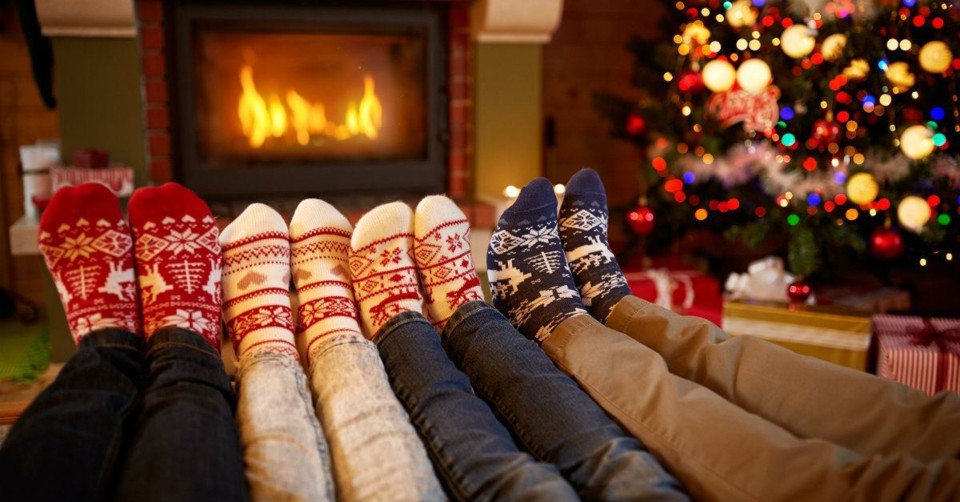 62206-family-christmas-socks-1200.1200w.tn.jpg