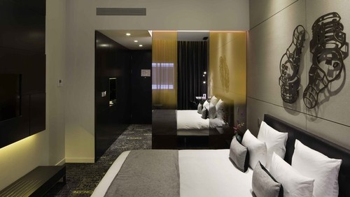 2013_art_fernando_panroom2.jpg__780x440_q85_crop_u