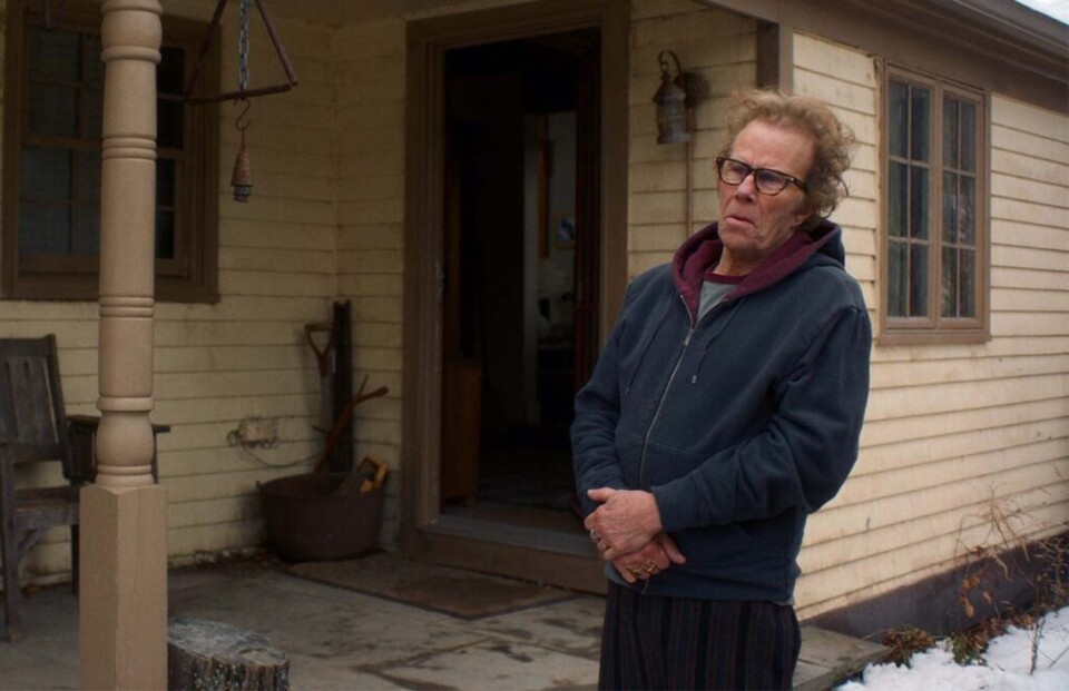 104861-FATHER_MOTHER_SISTER_BROTHER_-_Tom_Waits__C