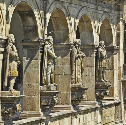 602px-A_Varanda_dos_Reis,_Igreja_São_Gonçalo_(48