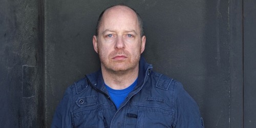 Bienal Artista na Cidade traz cinco obras de Tim Etchells, uma em estreia mundial