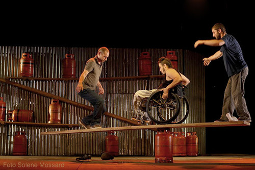 Na ACERT: Finalizar Maio em beleza, com espetáculo do Novo Circo e a estreia do Concerto Raízes.