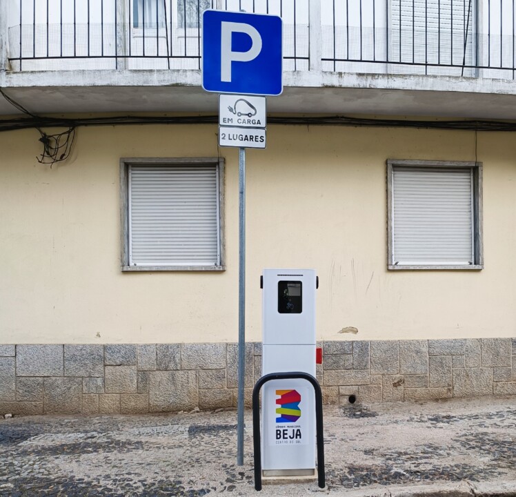 Posto carregamento carros elétricos Beja.jpg