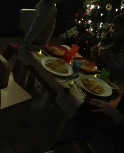 24796599_1872643762778282_3289576564458426617_n.jp