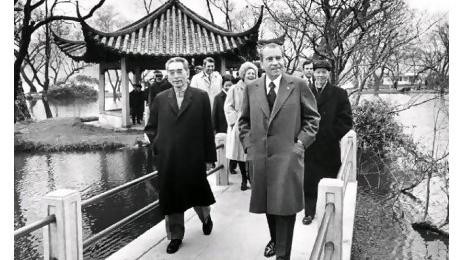 Nixon-Chou En Lai.jpg