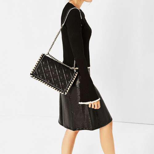 Mala 49.95.jpg Mala 49.95.jpg