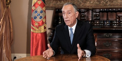 Marcelo Rebelo Sousa promulga OE2016.jpg