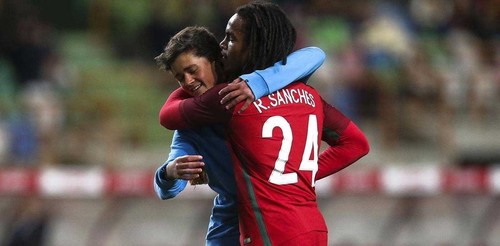 19393317_UNlzD.jpeg 19393317_UNlzD.jpeg