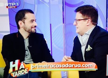 Primeira Casa da Rua by Nuno Matos Cabral Primeira Casa da Rua by Nuno Matos Cabral