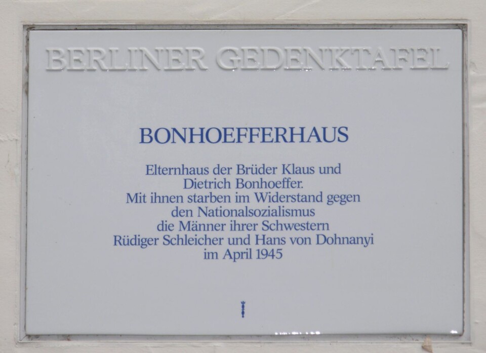 Placa de Homenagem Bonhoeffers Haus.jpg