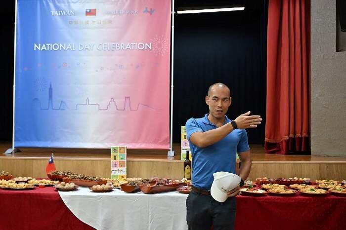 Den explica produtos.jpg