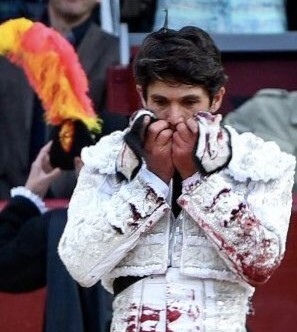 Sebastián Castella-2 orelas-19.05.2023.jpg