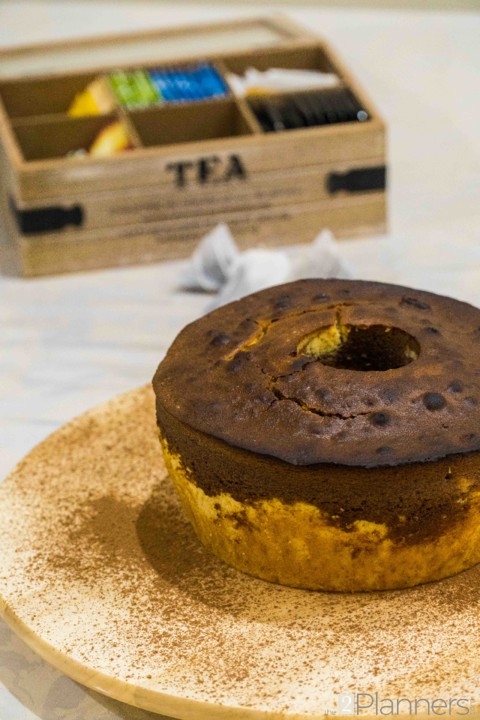 Chocolate Marble Cake - The 2 Planners