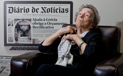 manuela de azevedo.jpg