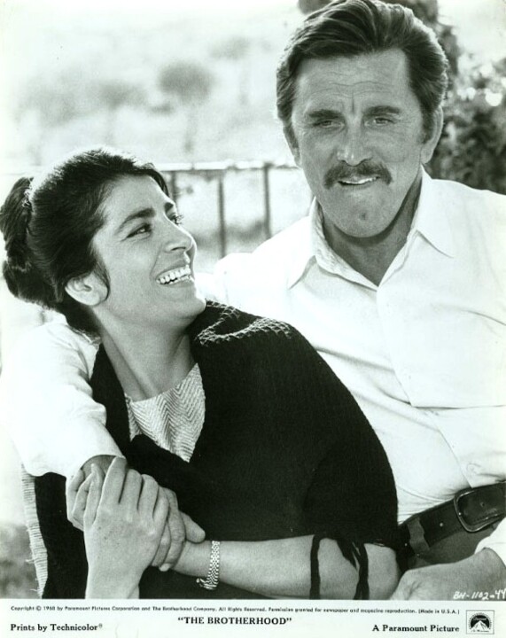 The Brotherhood Papas Douglas (2).jpg