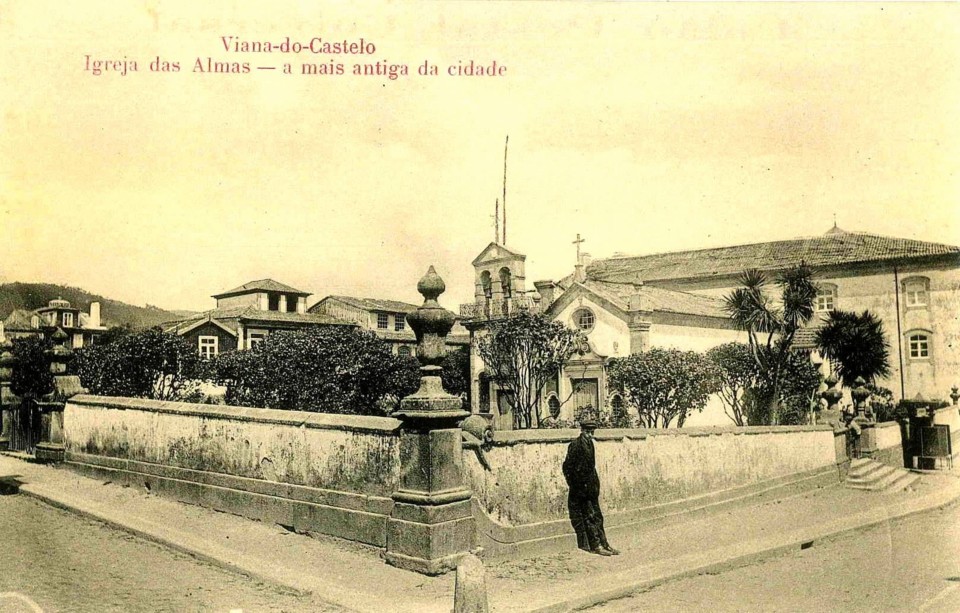 199- capela das almas- mais antiga da cidade.jpg