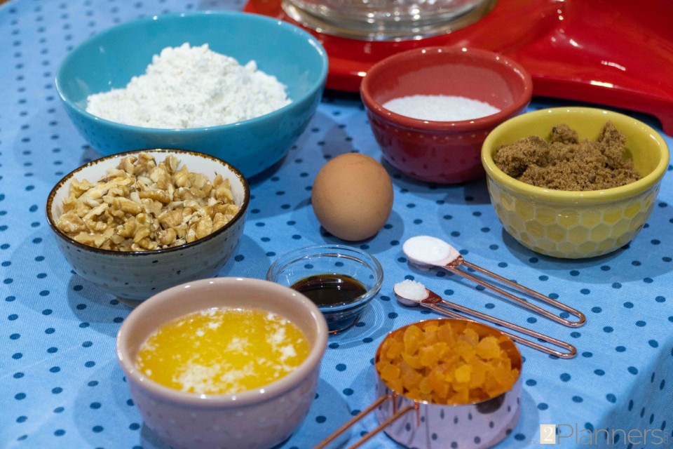 Nuts and Apricot Cookies - The2Planners