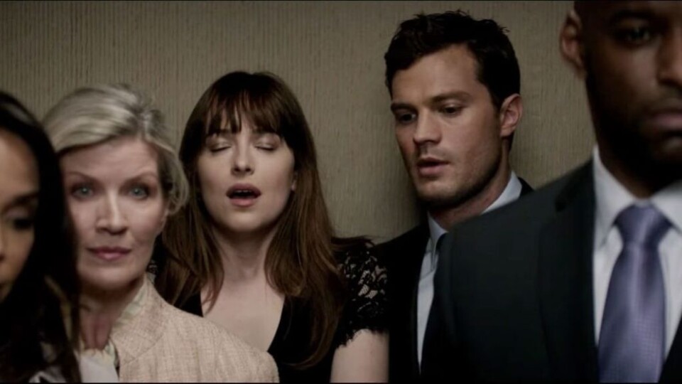 hd-aspect-1486838369-hbz-fifty-shades.jpg