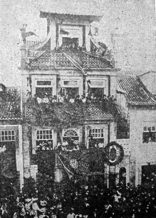 Colocação da placa na casa - 1906.JPG