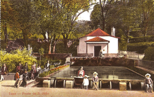 fonte pintada mão.jpg