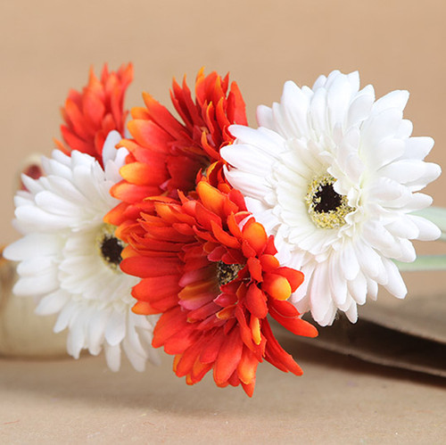 flores de plástico.jpg flores de plástico.jpg