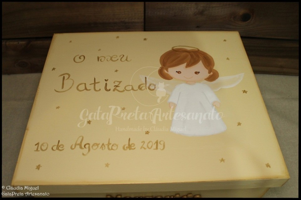 Caixa de batizado Anjinha Dourada2.JPG
