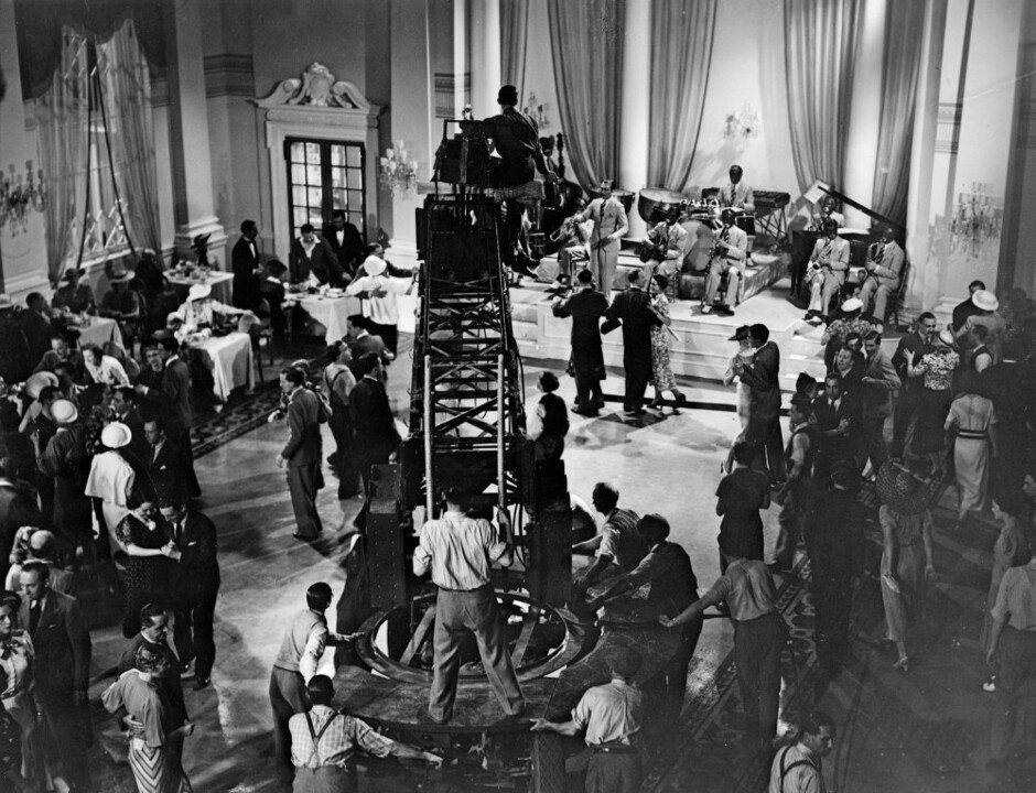 young-and-innocent-1937-001-production-shot-final-