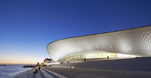 Primeira Casa da Rua no MAAT.jpg