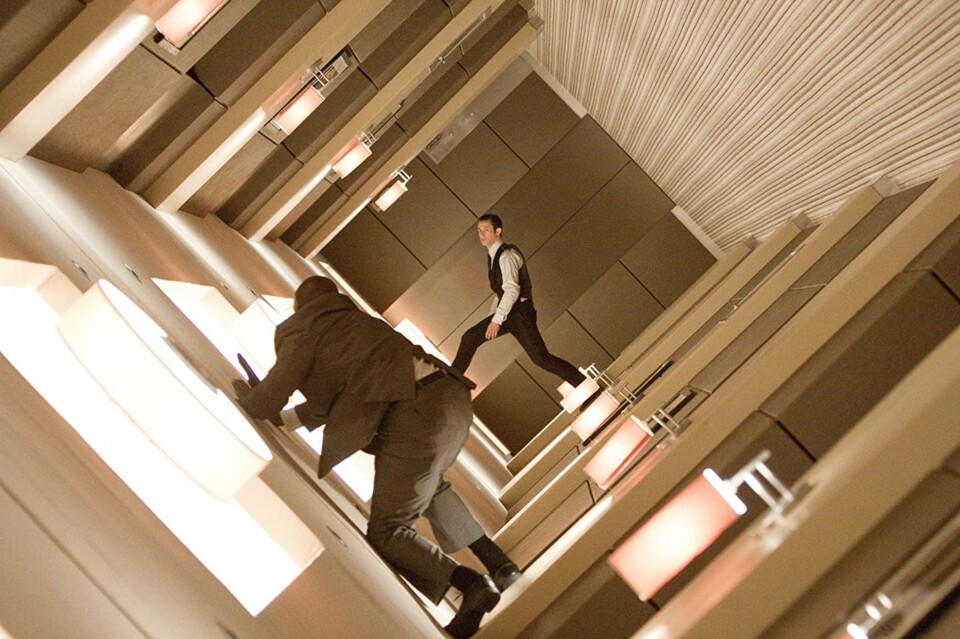 Inception-Photo-by-Stephen-Vaughan-©-2010-Warner-