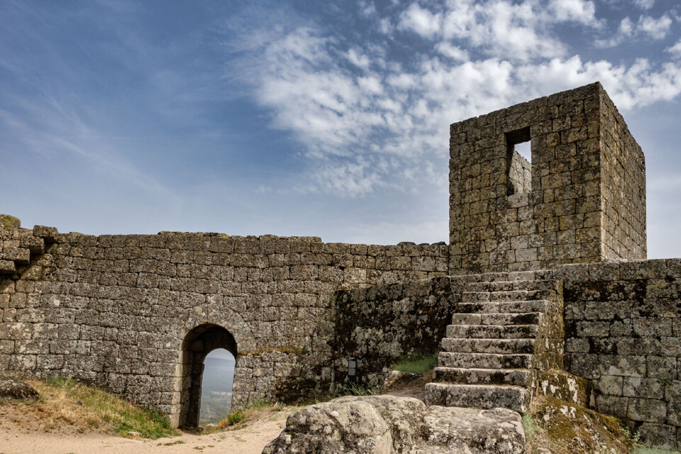 castelo de Monsanto pormenor3.jpg