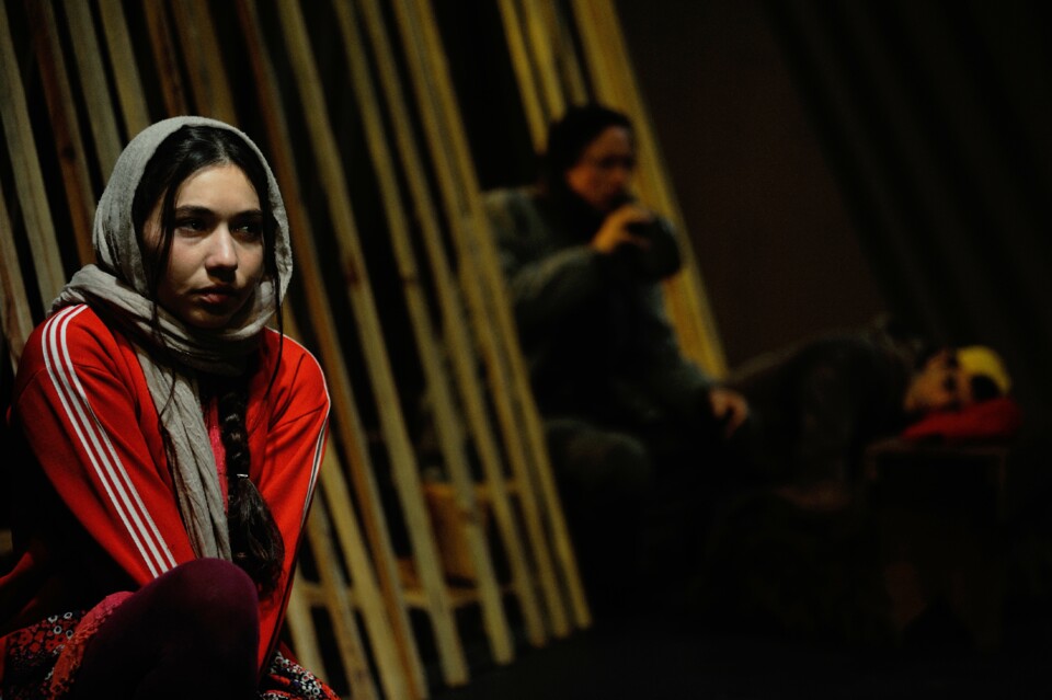 LUA AMARELA de David Greig_fotografia de Jorge Gon