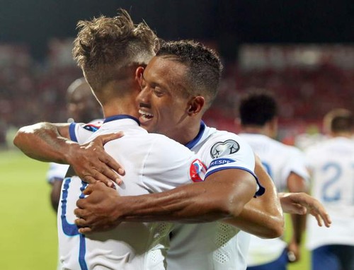 miguel veloso e nani.jpg miguel veloso e nani.jpg