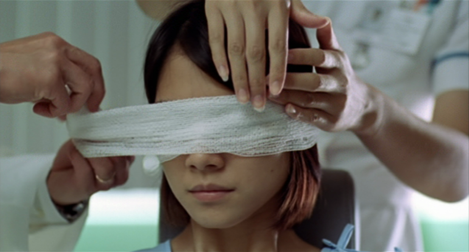 The_Eye_(2002)_by_Pang_Brothers.png