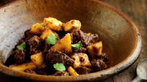 Salteado de Vitela com Ananás e Especiarias.JPG Salteado de Vitela com Ananás e Especiarias.JPG