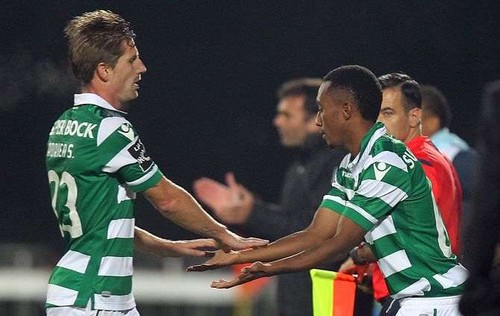 Adrien Silva e Gelson Martins representam duas gerações de formação/A Bola