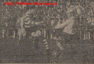 1955-56-sporting-fcb-golo de vasques.jpg