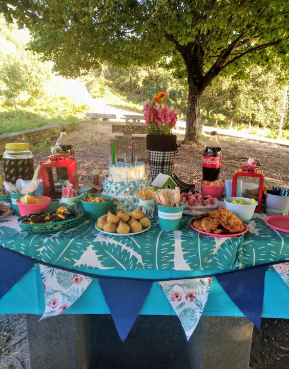 não_me_canso_disto_festa1.jpg não_me_canso_disto_festa1.jpg