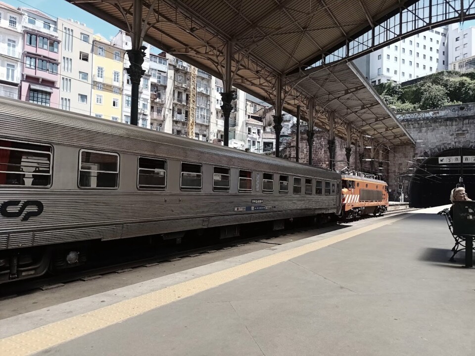 Não me canso disto comboio.jpg