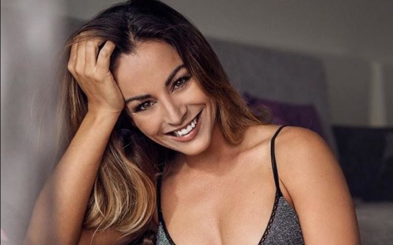 id_artigo8834_nova-gente-54619-noticia-joana-duart