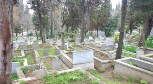 Karacaahmet-Cemetery-entre-os-maiores-cemiterios-d