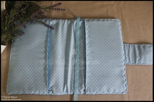 Capa de livros Lago de Crisântemos2.JPG