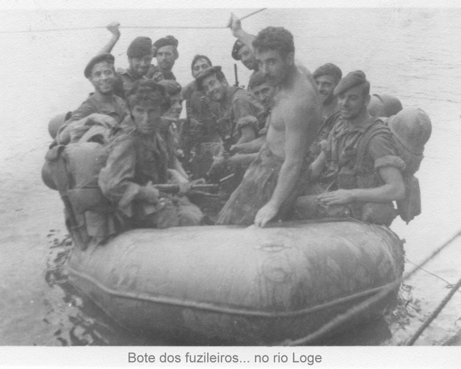 106 - Bote dos fuzileiros... no rio Loge.jpg