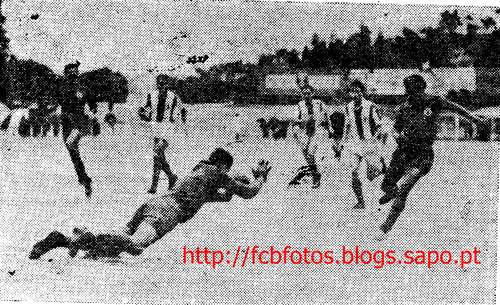 1955-56-torreense-fcb-isidoro contra os irmãos me