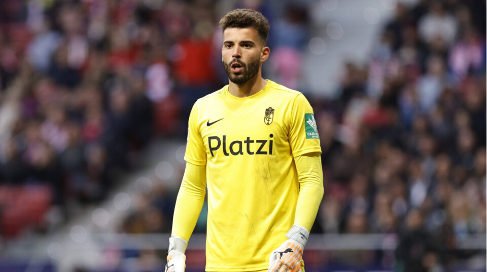 luis-maximiano-granada-2021-22-1651053555-84327.jp