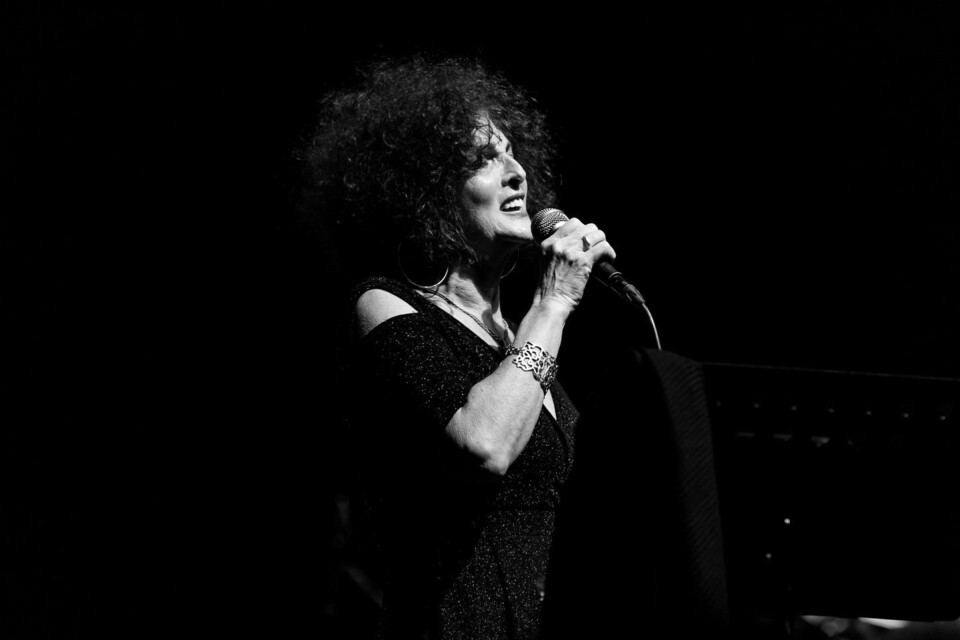 Maria Anadon - 5 de maio.jpg