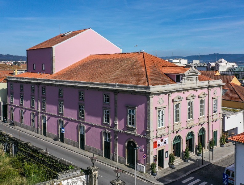 teatro municipal sá de miranda (1).jpeg