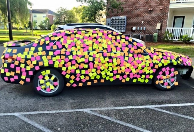 carros postit.jpg carros postit.jpg