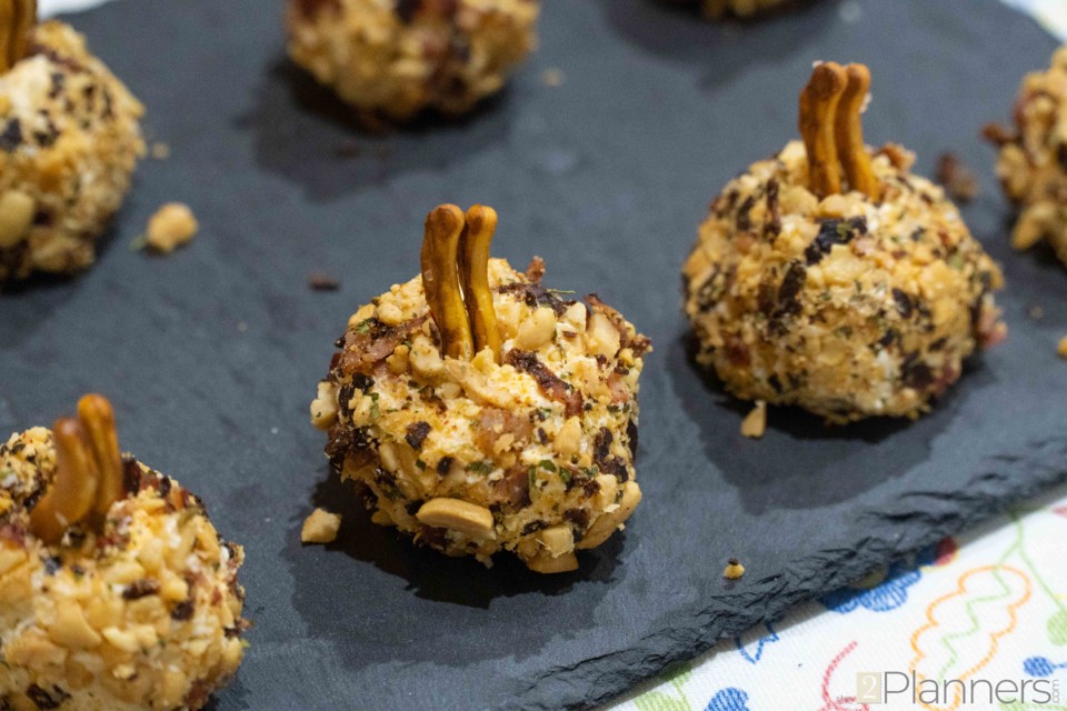 Spicy Cheese Balls with Bacon Recipe - The2Planners