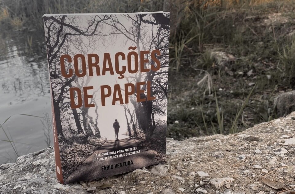 corações de papel capa.jpg