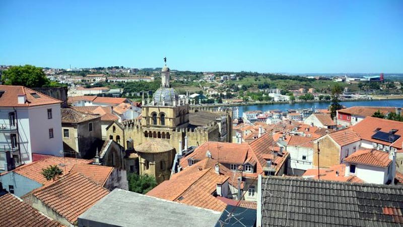 coimbra_riverfront_with_old_cathedral_marta_vidal_